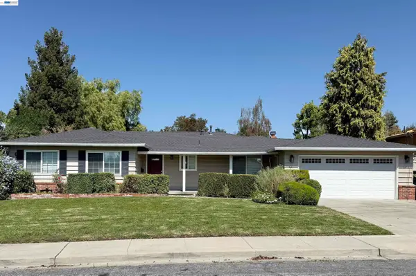 1061 Whitmer Ct, Fremont, CA 94539