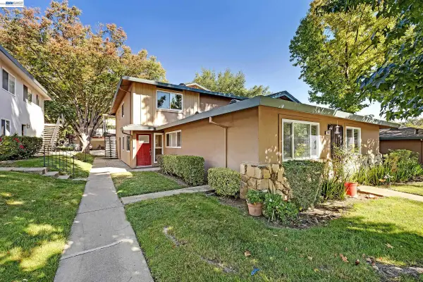 8104 Ensenada #2, Pleasanton, CA 94588
