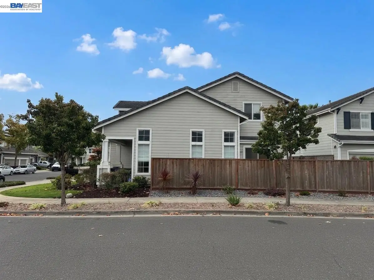 31 Salmon Rd, Alameda, CA 94502 - #1