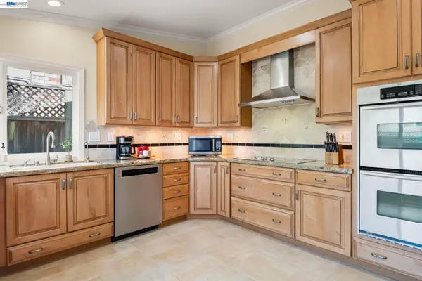 225 Preston Ct, Fremont, CA 94536