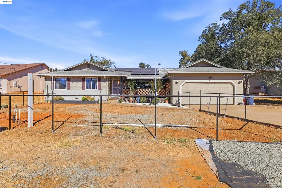 6696 Baldwin St, Valley Springs, CA 95252 - #1