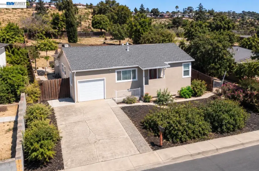 201 Navone St, Vallejo, CA 94591 - #2