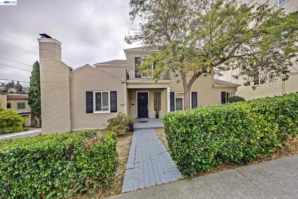 553 Glenview Ave., Oakland, CA 94610