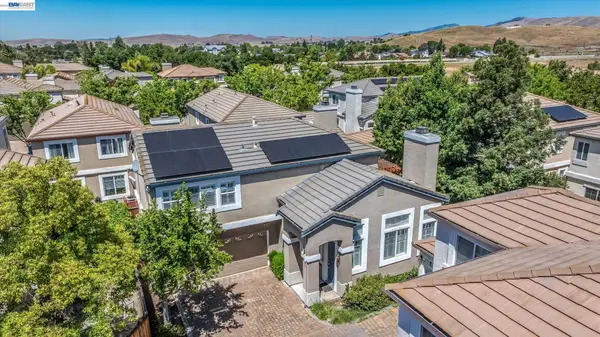 2038 Mulberry Cmn, Livermore, CA 94551