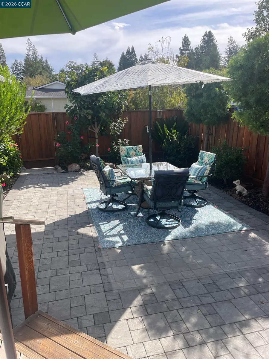 860 Bali Ct, Danville, CA 94526 - #2