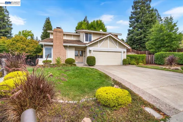 4 Woodview Ct, San Ramon, CA 94582