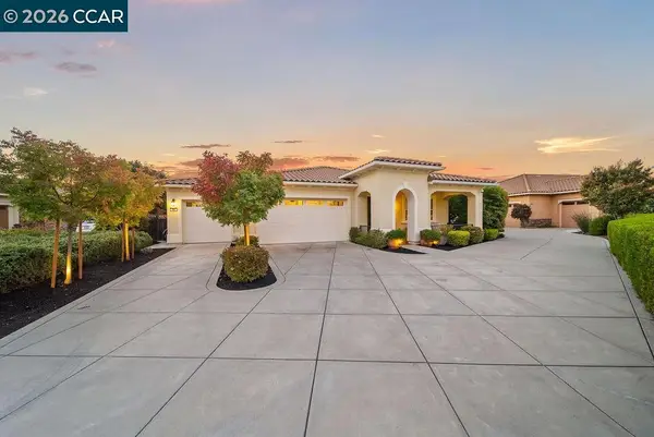 24 Promontory Place, Clayton, CA 94517