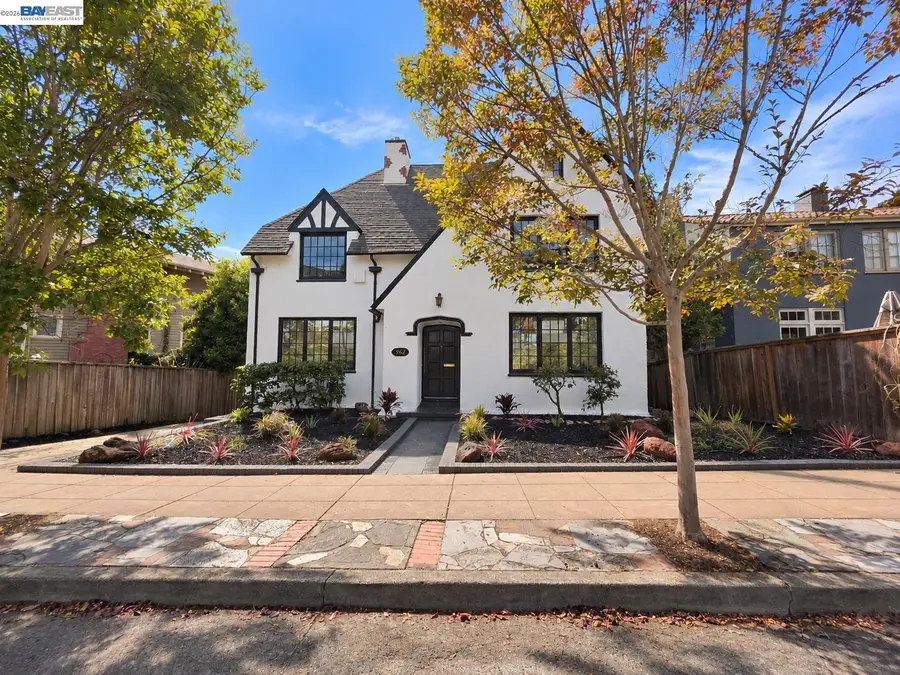 962 Arlington, Berkeley, CA 94707 - #2