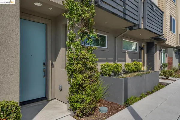2229 Myrtle St, Oakland, CA 94607