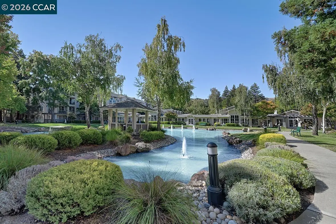 1860 Tice Creek Dr #1218, Walnut Creek, CA 94595 - #1