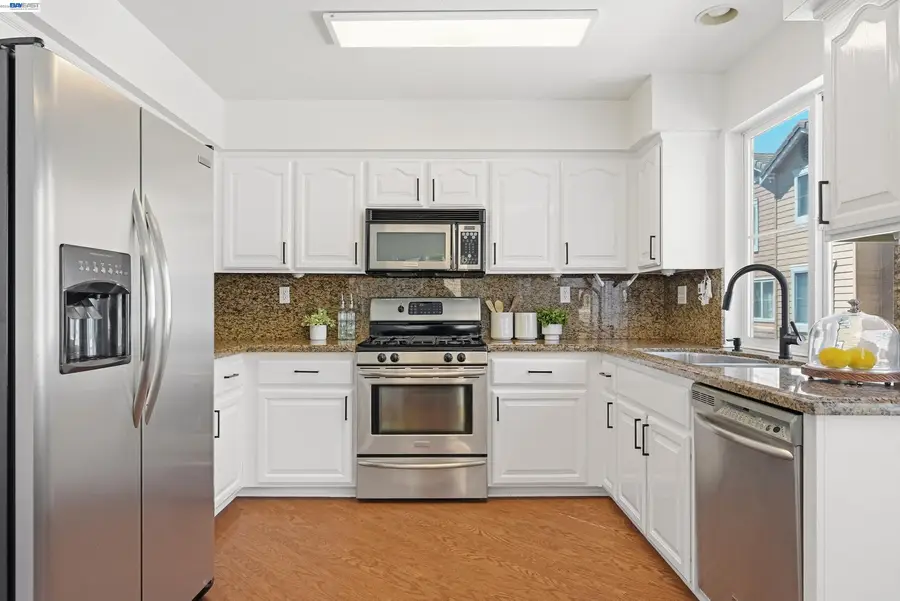 4551 Mangrove Dr #18, Dublin, CA 94568 - #3