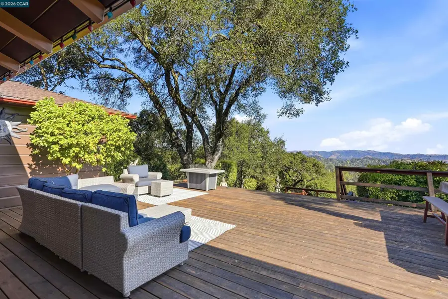 168 Crestview Dr, Orinda, CA 94563 - #3