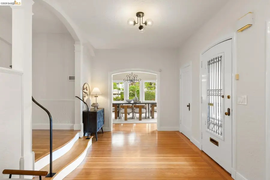 2747 Forest Ave, Berkeley, CA 94705 - #2