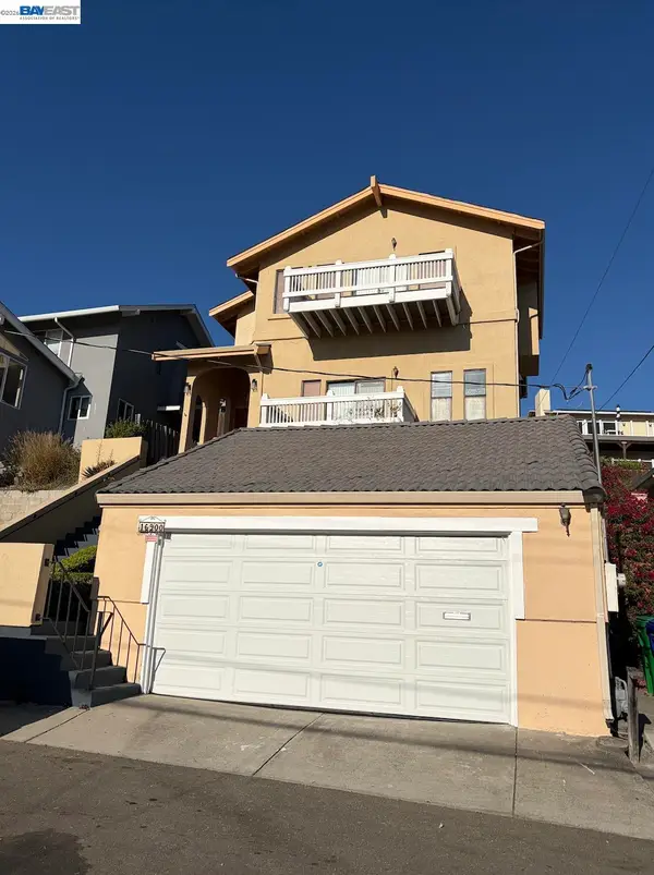 16900 Robey Dr, Castro Valley, CA 94578