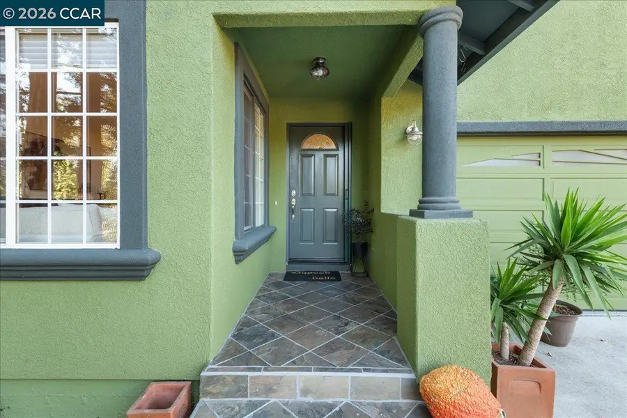 19563 Helen Pl, Castro Valley, CA 94546 - #3