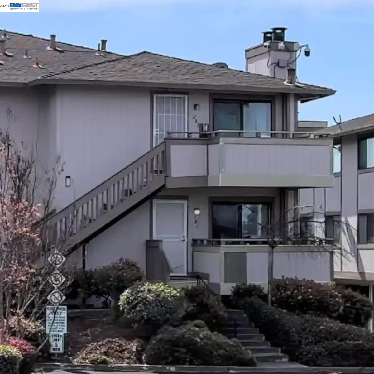 24982 Copa Del Oro Dr #201, Hayward, CA 94545 - #1