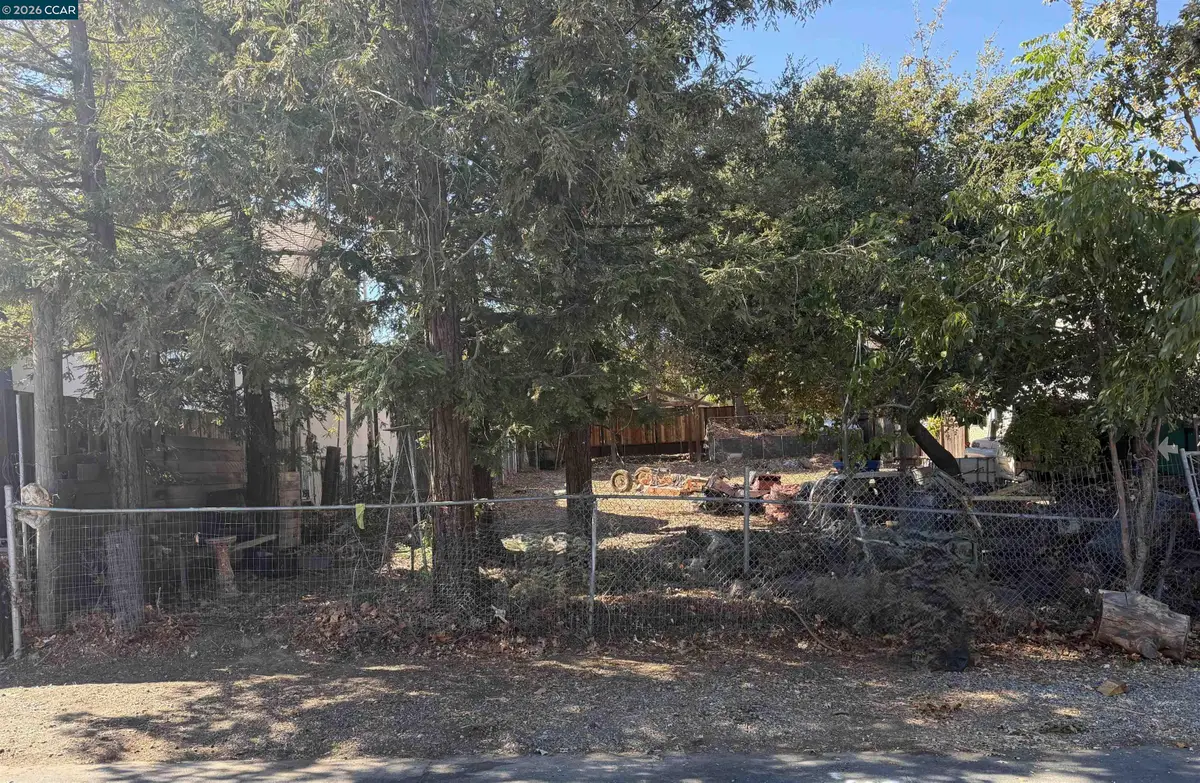 1341 Veale Ave, Martinez, CA 94553 - #1