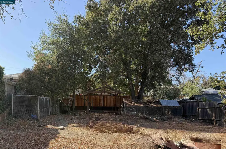 1341 Veale Ave, Martinez, CA 94553 - #3