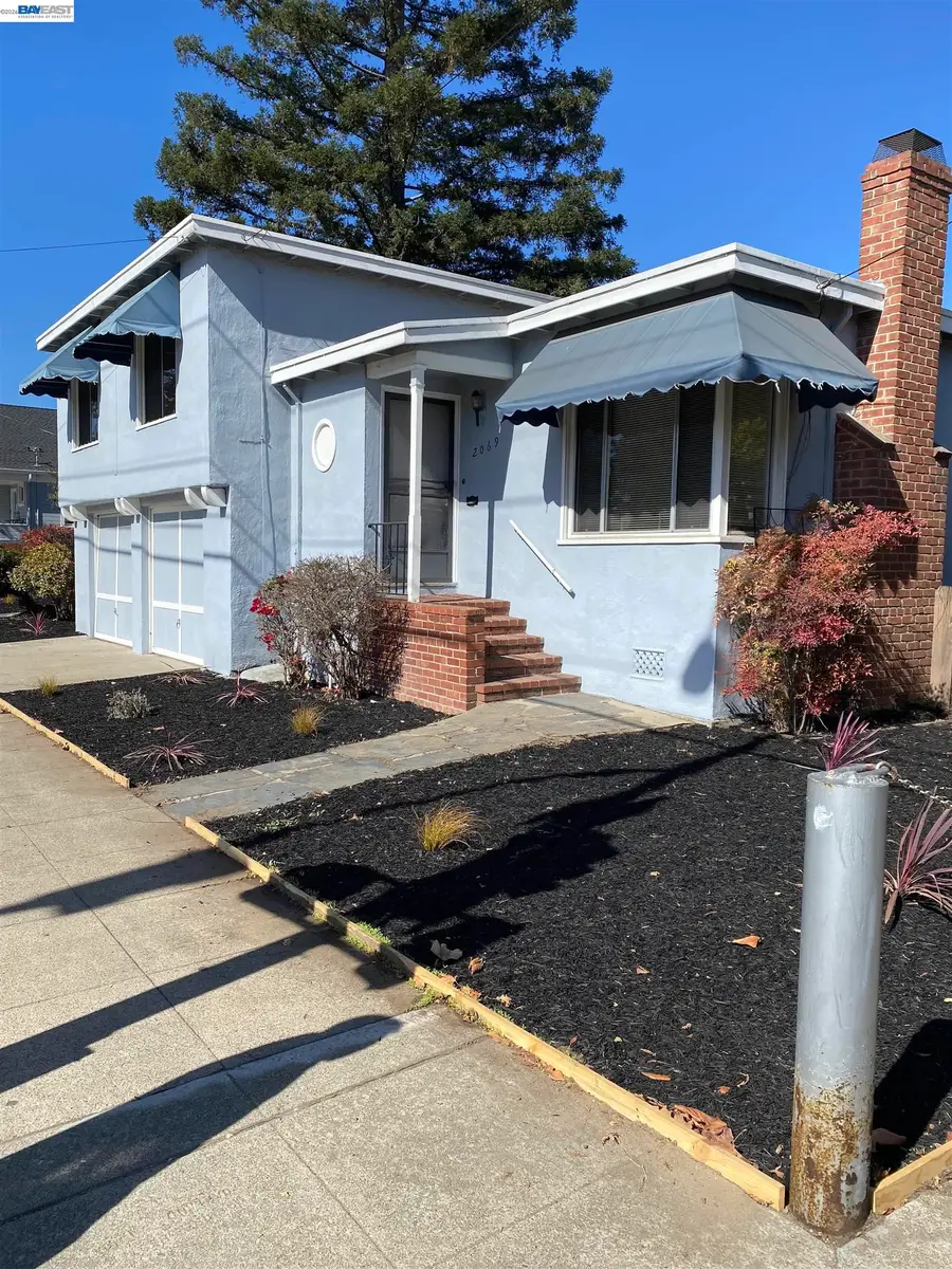 2069 Lincoln Ave., Alameda, CA 94501 - #2