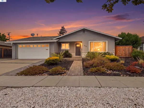 820 Londonderry Dr, Sunnyvale, CA 94087