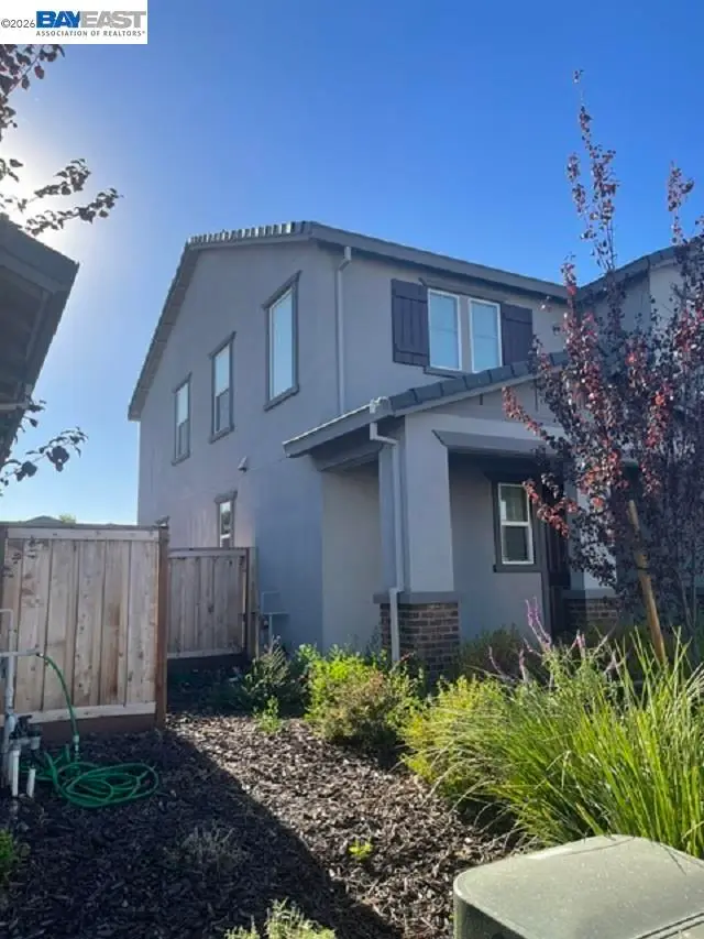 16249 Malibu Dr, Lathrop, CA 95330 - #3
