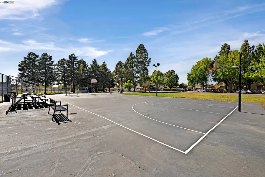 918 Cheryl Ann Cir #18, Hayward, CA 94544 - #3