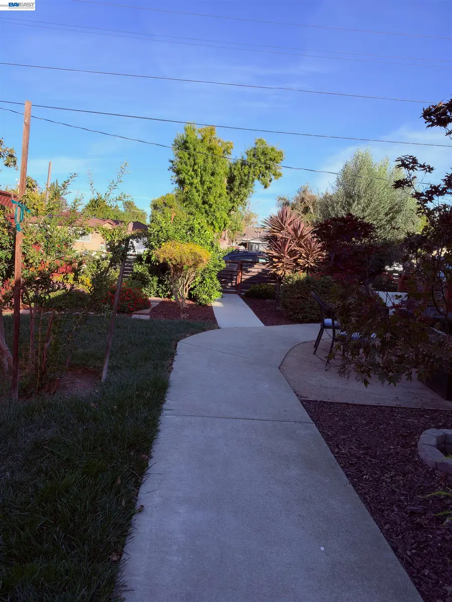 555 Andrews St, Livermore, CA 94551 - #3