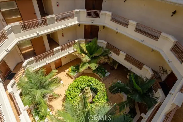 855 Wilcox Avenue #401, Los Angeles, CA 90038 - Image #3