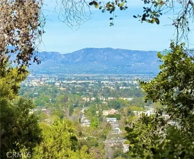 11472 Laurelcrest Dr, Studio City, CA 91604 - Image #1