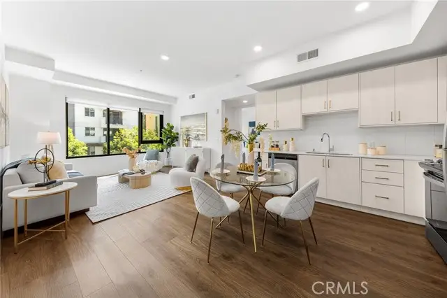 709 E Walnut Street #227, Pasadena, CA 91101 - Image #3