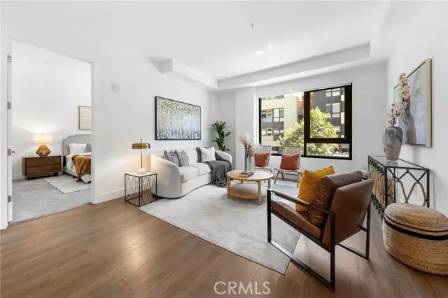 709 E Walnut Street #214, Pasadena, CA 91101 - Image #3