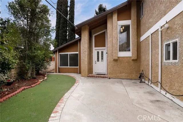 20643 Calhaven Drive, Santa Clarita, CA 91390 - Image #1