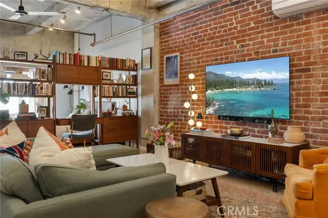 100 W 5th Street #3G, Long Beach, CA 90802 - Image #1