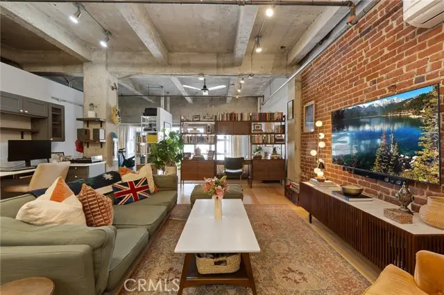 100 W 5th Street #3G, Long Beach, CA 90802 - Image #2