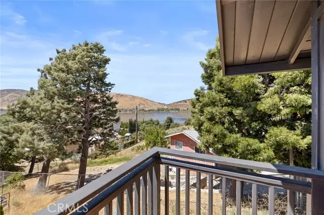 42821 Apollo Drive, Lake Hughes, CA 93532 - Image #2
