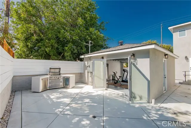 340 N Mariposa Street, Burbank, CA 91506 - Image #3