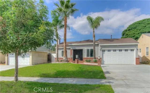 1925 N Screenland Drive, Burbank, CA 91505 - Image #2