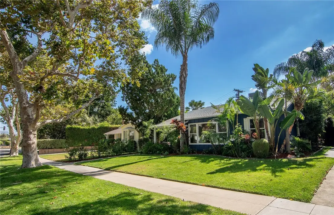 1520 W Riverside Drive, Burbank, CA 91506 - Image #1