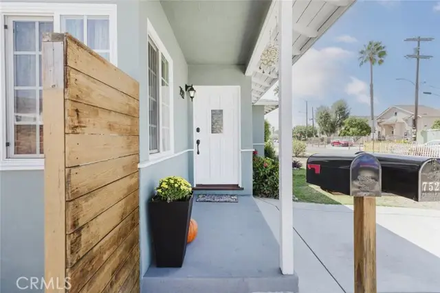 7522 Security Avenue, Burbank, CA 91504 - Image #2