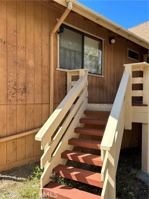 2017 Zermatt Drive, Pine Mtn Club, CA 93222