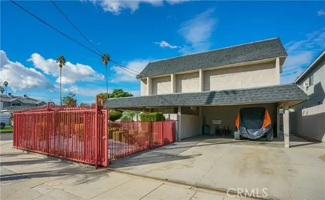 6104 Costello Avenue, Van Nuys, CA 91401 - Image #3