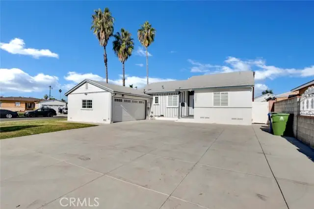 13321 Blythe Street, San Fernando Valley, CA 91605 - Image #1