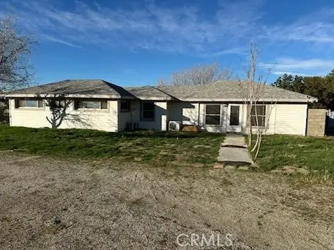 2321 W Avenue M4, Palmdale, CA 93551