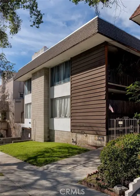 615 E Olive #A, Burbank, CA 91501 - Image #2