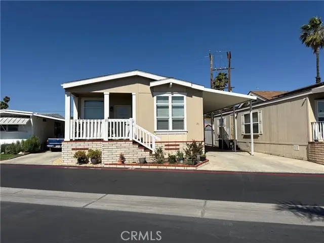 1445 W Florida Avenue #21, Hemet, CA 92543 - Image #2