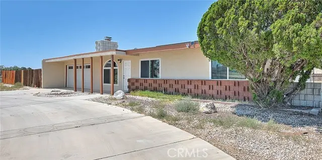 20916 Thunderbird Road, Apple Valley, CA 92307 - Image #3