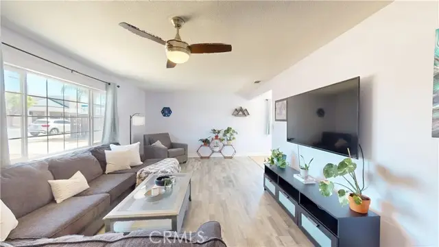 18271 Treleven Avenue, Lake Elsinore, CA 92530 - Image #2