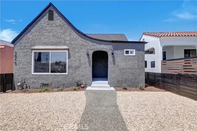 3515 S Norton Avenue, Los Angeles, CA 90018 - Image #2