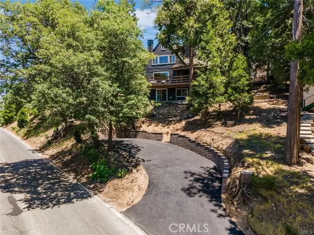 143 State Highway 173, Lake Arrowhead, CA 92352 - Image #1