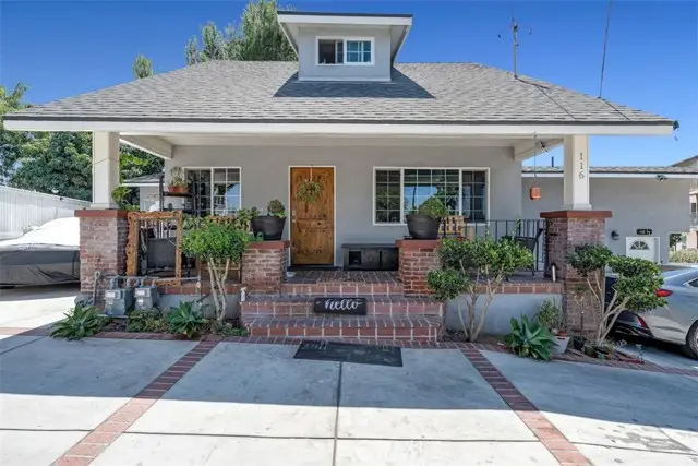 116 N Bonnie Beach Place, East Los Angeles, CA 90063 - Image #2